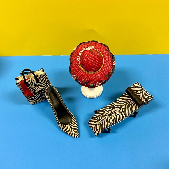 SOLD: Just the Right Shoe, Shoe, Handbag, Chaise - Picture 1 of 9